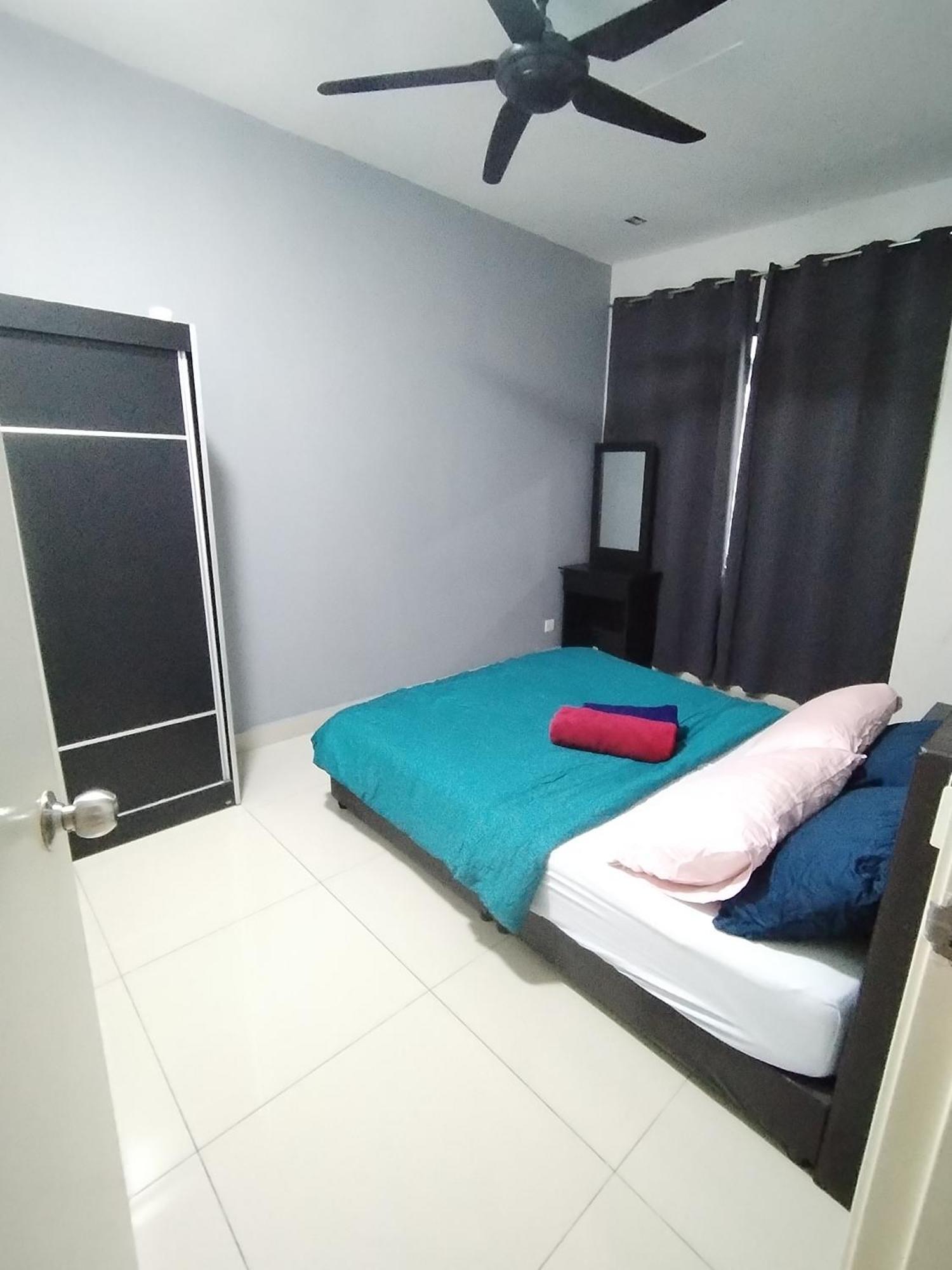 The Family Homestay@Univ360 Place,Serdang Seri Kembangan Kültér fotó